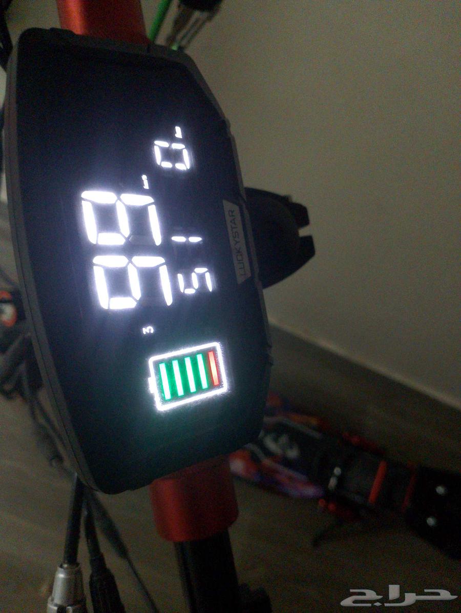 Monster scooter for sale with illuminated deck, large screen and escape pedal64454413946369114