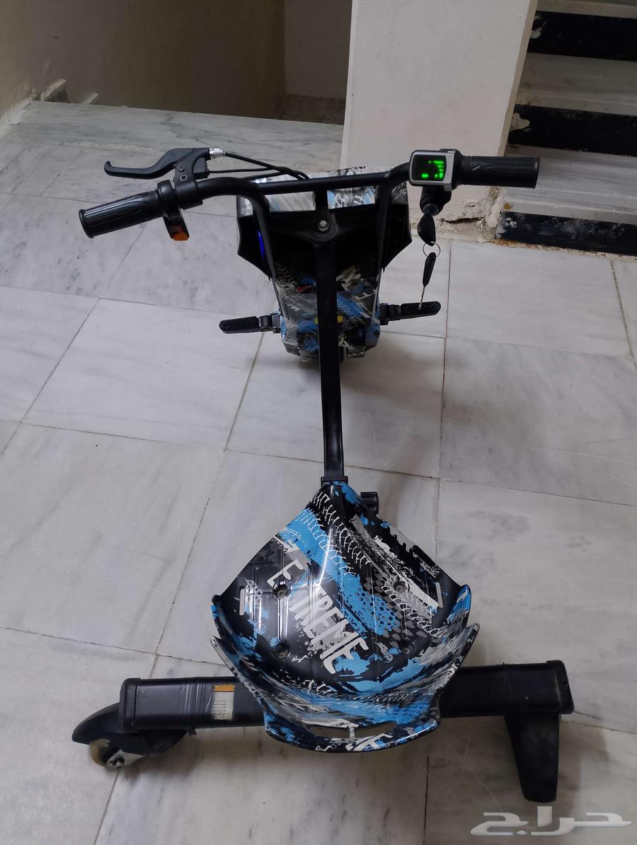 Scooter for sale, Mashallah, Allah be praised, two keys with new charger64455577224065113