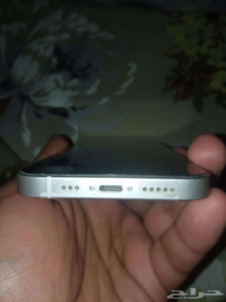 آيفون 13 أبيض بمساحة 256 وسعة بطارية 94 ولا يوجد به خدوش64450892732930113