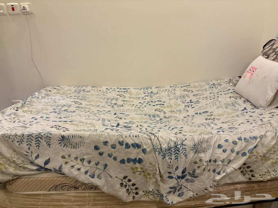 Double and a half bed with mattress64455045349379110