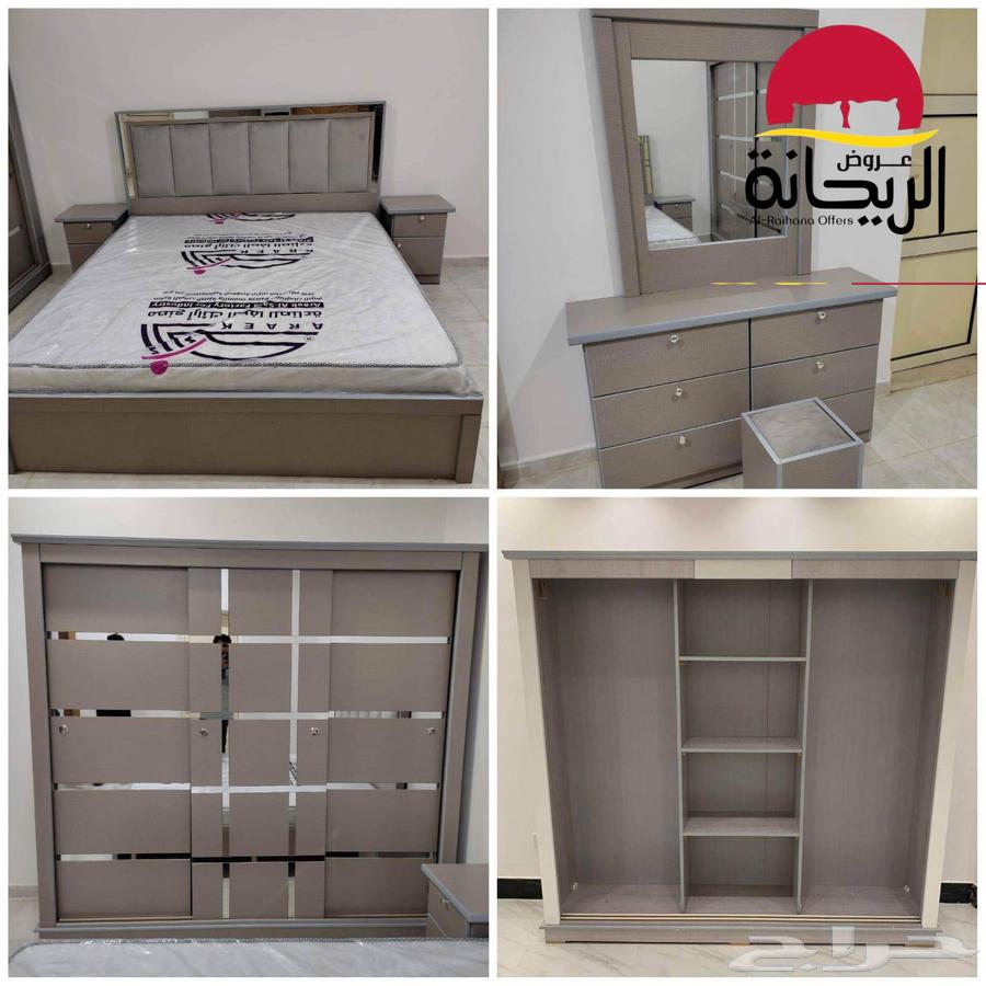 Complete bedroom set with bed, wardrobe, dressing table, and 2 nightstands with dressing chair64451727240962110