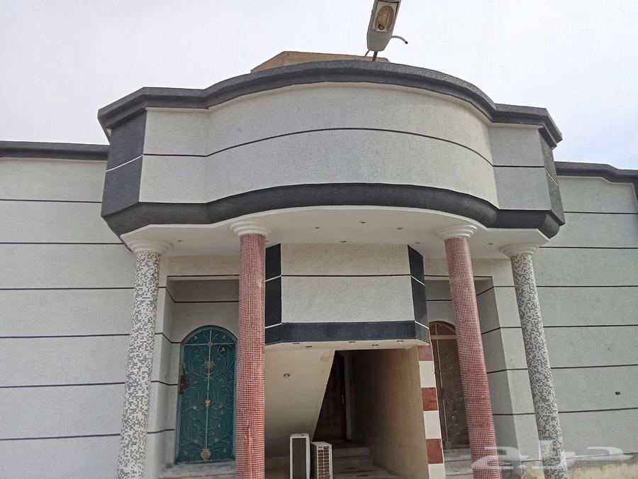 Marble and Colored Plaster Break64144810604417110