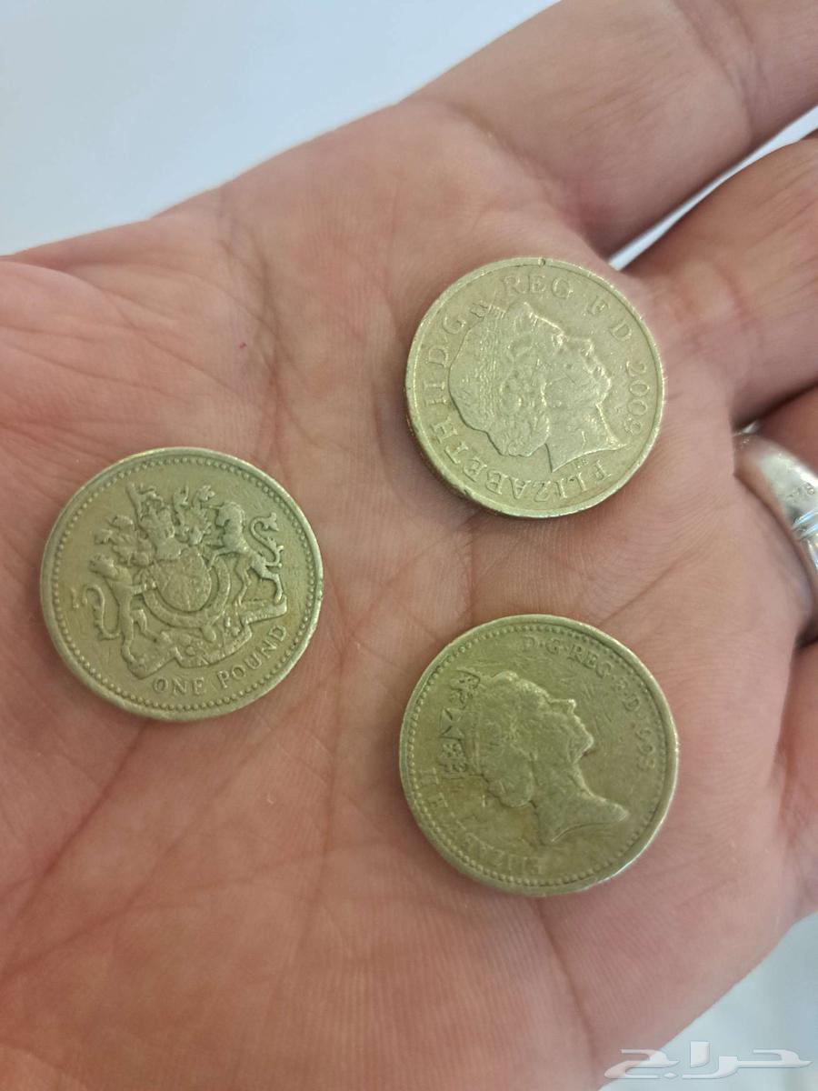 Rings for sale.. precious stones.. comments64454743093251113