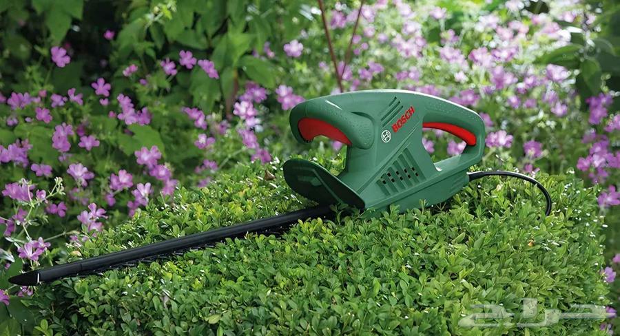 جهاز جزازة أو تشذيب عشب كهربائي من بوش (Bosch)64455782662274112