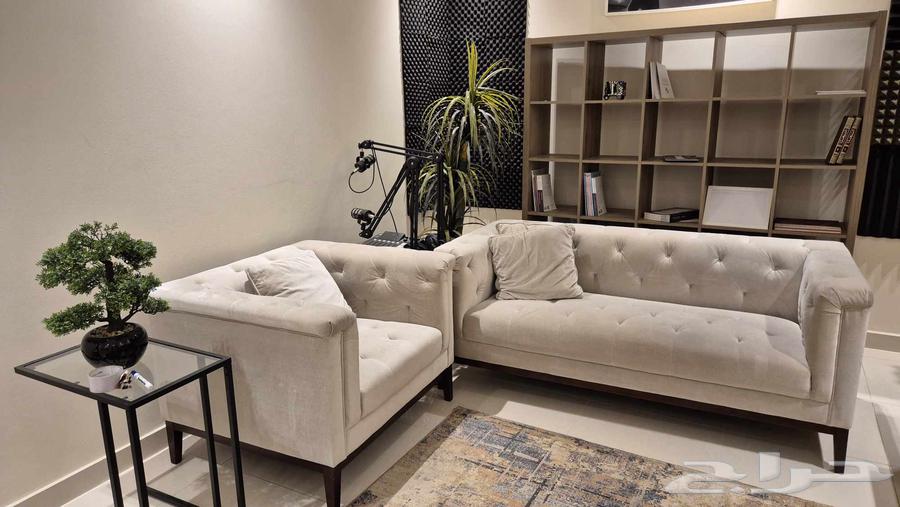 Dark beige sofa بيع مستعجلل64444016558594110