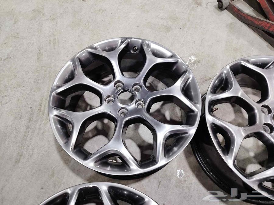 جنوط كلزرر اصليه نادره المقاس 1964612798151169113