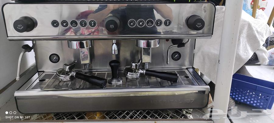 Steam for making coffee, very simple to use, no final maintenance done64456940979073110