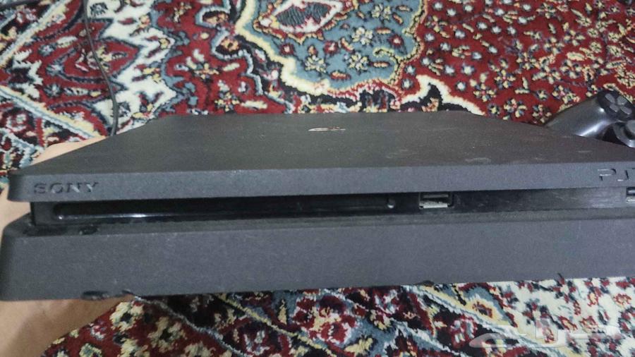 سوني 4 سليم مع تلفزيون والعاب64456046779906112