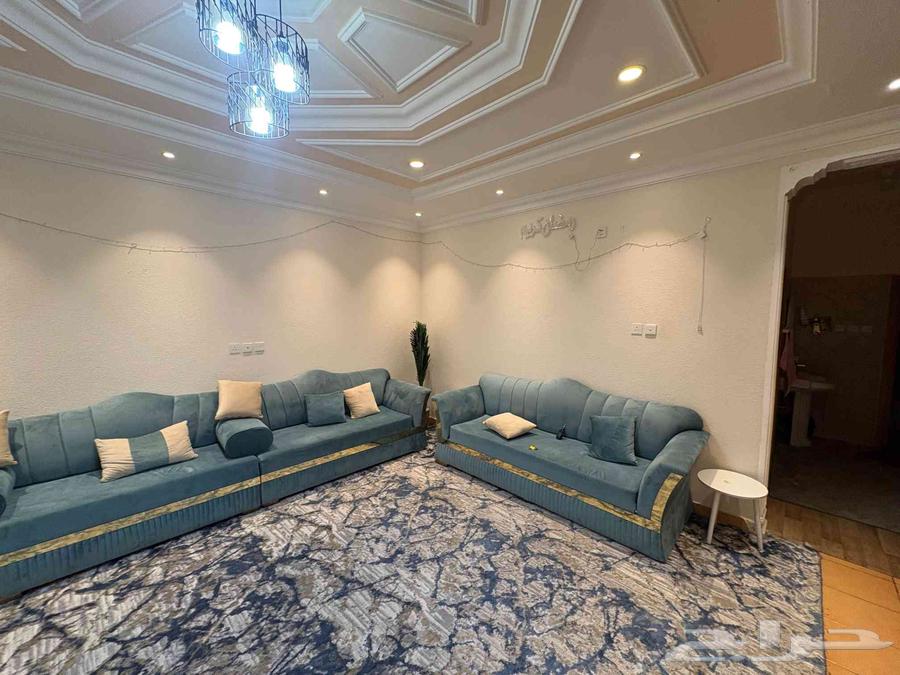 مجلس استعمال نظيف 6 قطع عالسوم بداية السوم 700 ريال64451713643905110