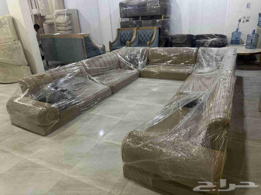 مجلس ارضي شبه الجديد64453806418307111