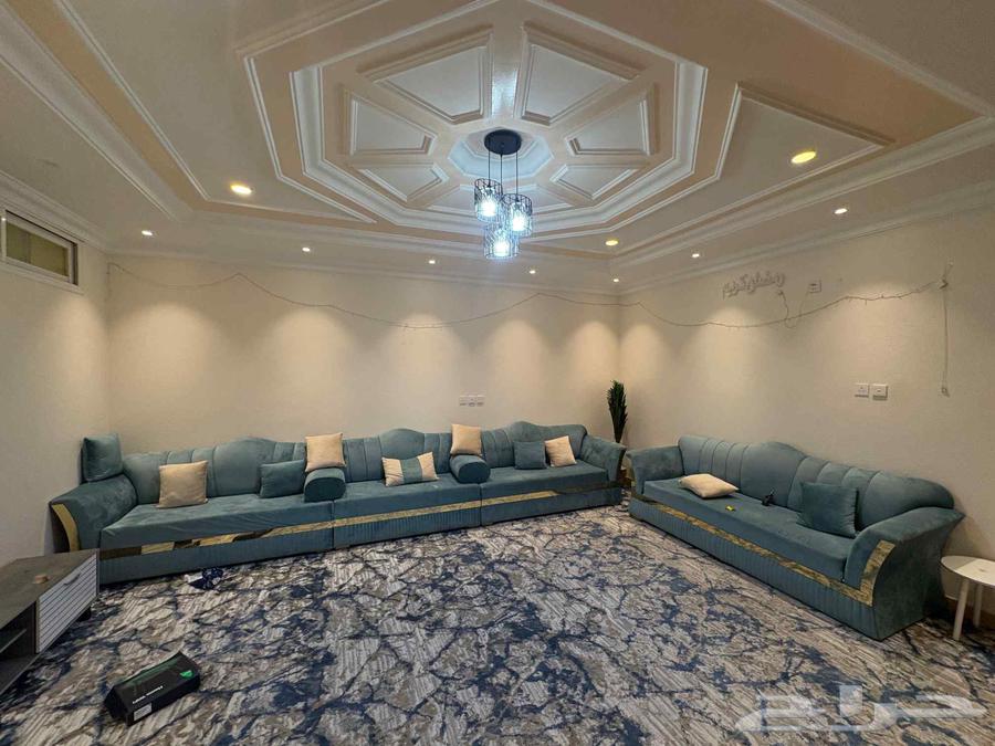 مجلس استعمال نظيف 6 قطع عالسوم بداية السوم 700 ريال64451713643905113