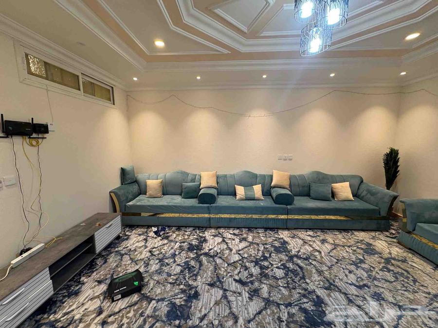 مجلس استعمال نظيف 6 قطع عالسوم بداية السوم 700 ريال64451713643905111