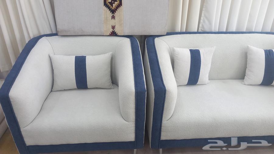 Clearance of a seven-piece circular set with three-year warranty on wood and foam64449982746881111