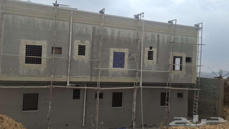 Dekut produced it with cement and a smooth surface64454278100739110