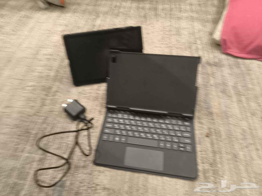 Tired with 500 riyals including keyboard, regular cover, and charger64456019079298112