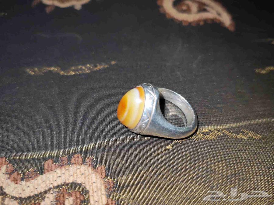 Ancient yellow agate64455345584385113