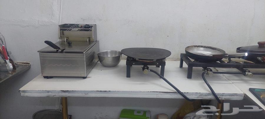 أغراض بوفية للبيع على السوم الرجاء عدم البخس64453820099331111