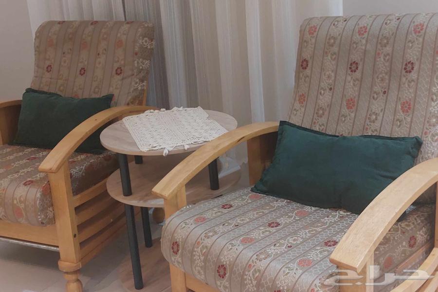 كراسي خشب نظيفه للبيع المستعجل64450265165699110