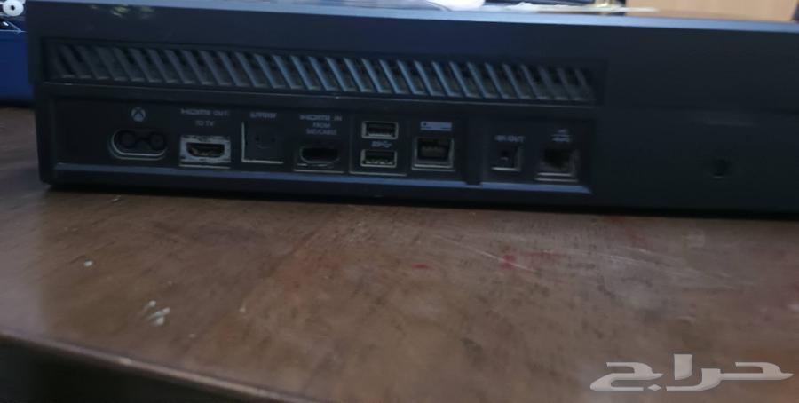 Xbox One without controller or box with charger and camera used low64453147714305110