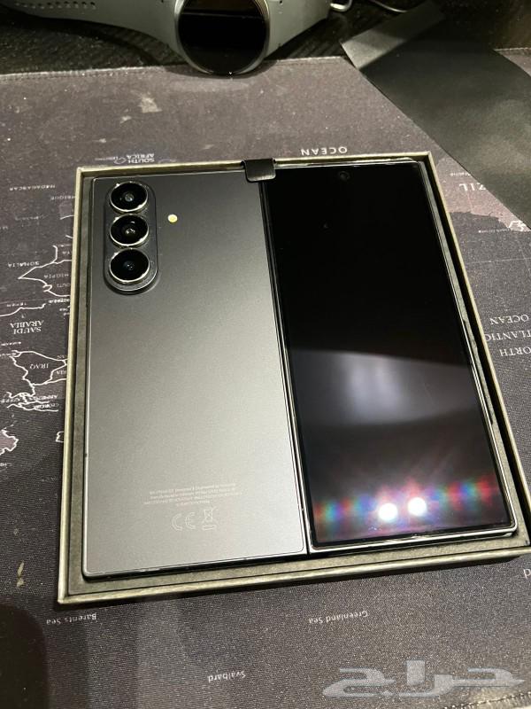 Samsung Z Fold 7, almost new, used for less than a week, 512GB64449691011587112