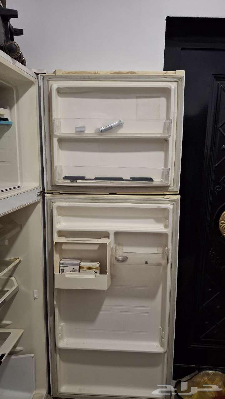 ثلاجة قديمة للبيع64456407031937112