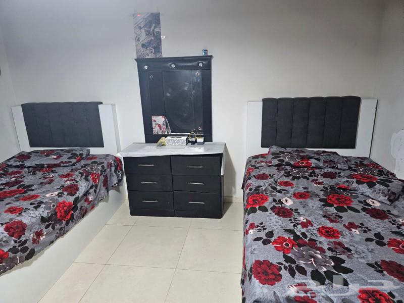 غرفه معيشه نوعين من الكنب64454441028227110