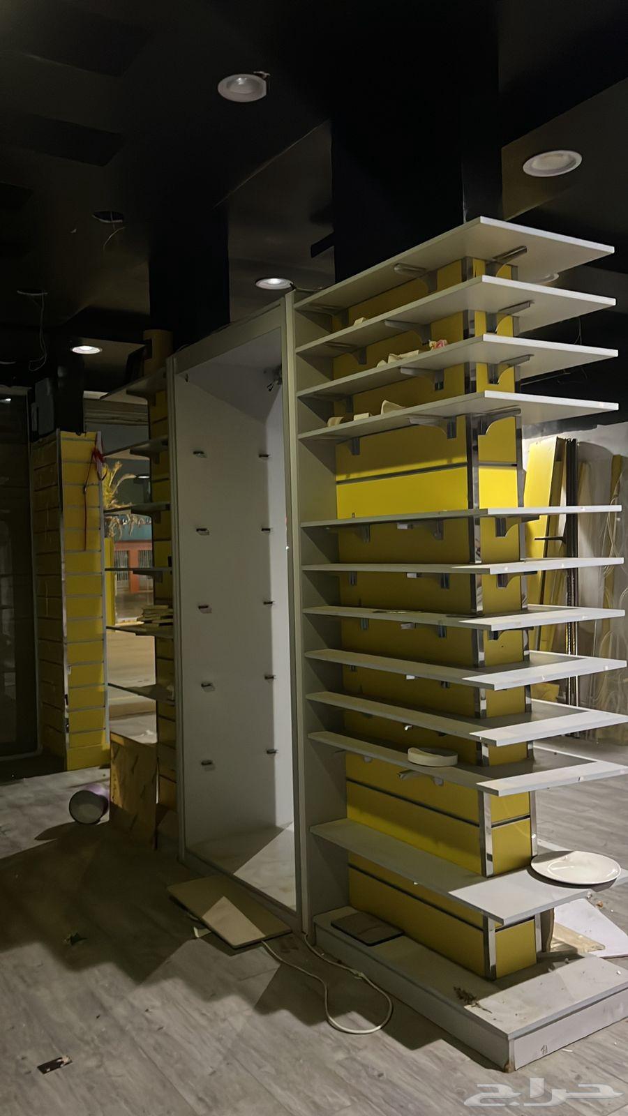 للبيع رفوف 6 متر للبيع المستعجل ب 30064620179878785112