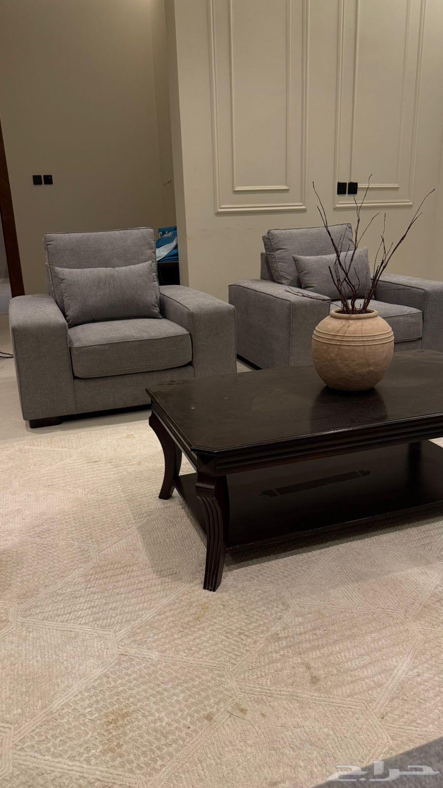 American sofa from The Factory64455852173955113