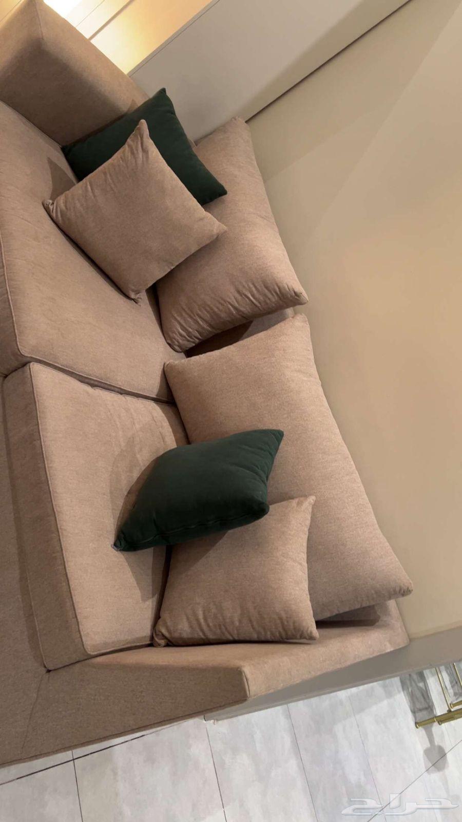 Sofa64455154222978112