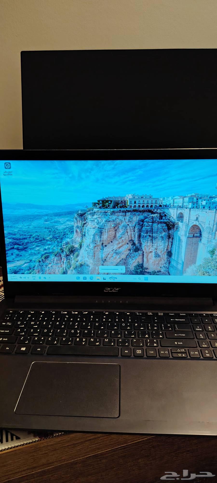 لابتوب أيسر64454250143745110