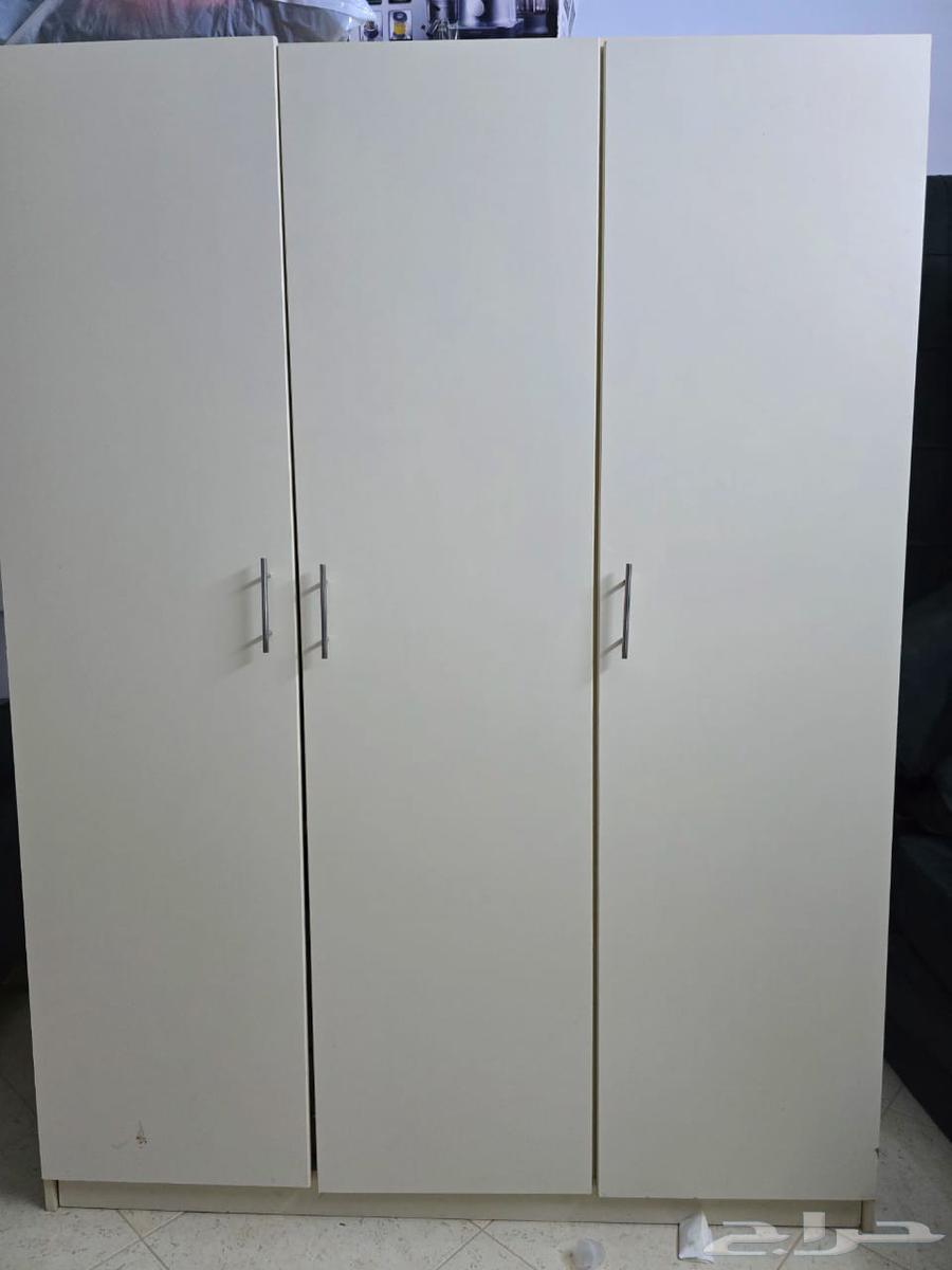 دولاب ملابس بحالة ممتازة64452009737474111