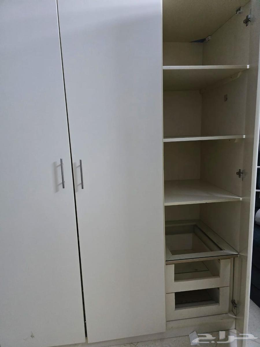 دولاب ملابس بحالة ممتازة64452009737474110