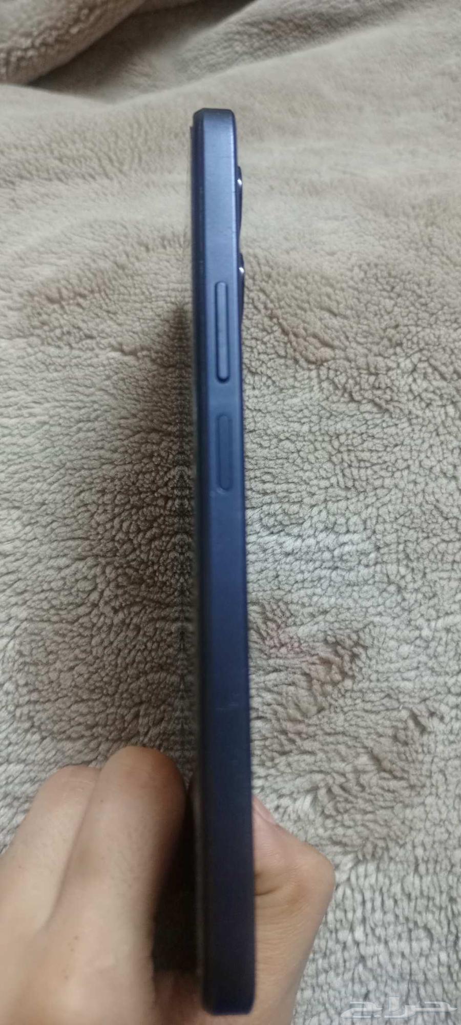 جوال هونر x6a لون اسود نظيف والكسر فقط فالحمايه64458184811523111