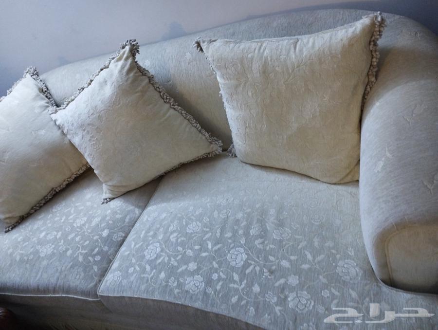 sofa   good condition for sale64463237882882110