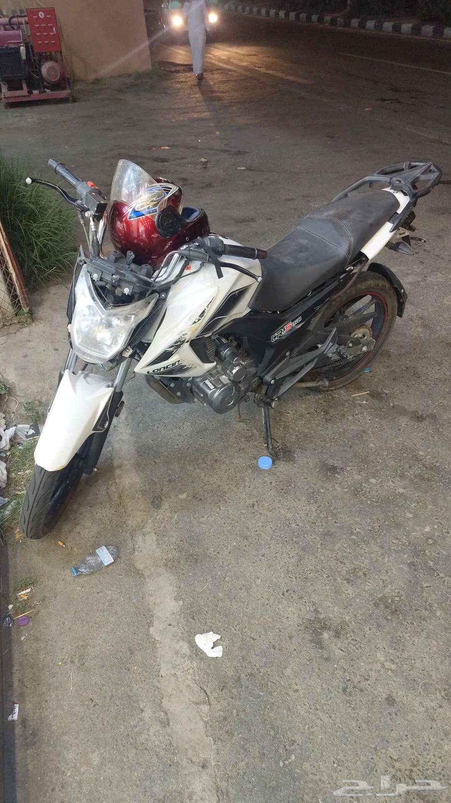 It doesn t have a number plate.64623368522115110