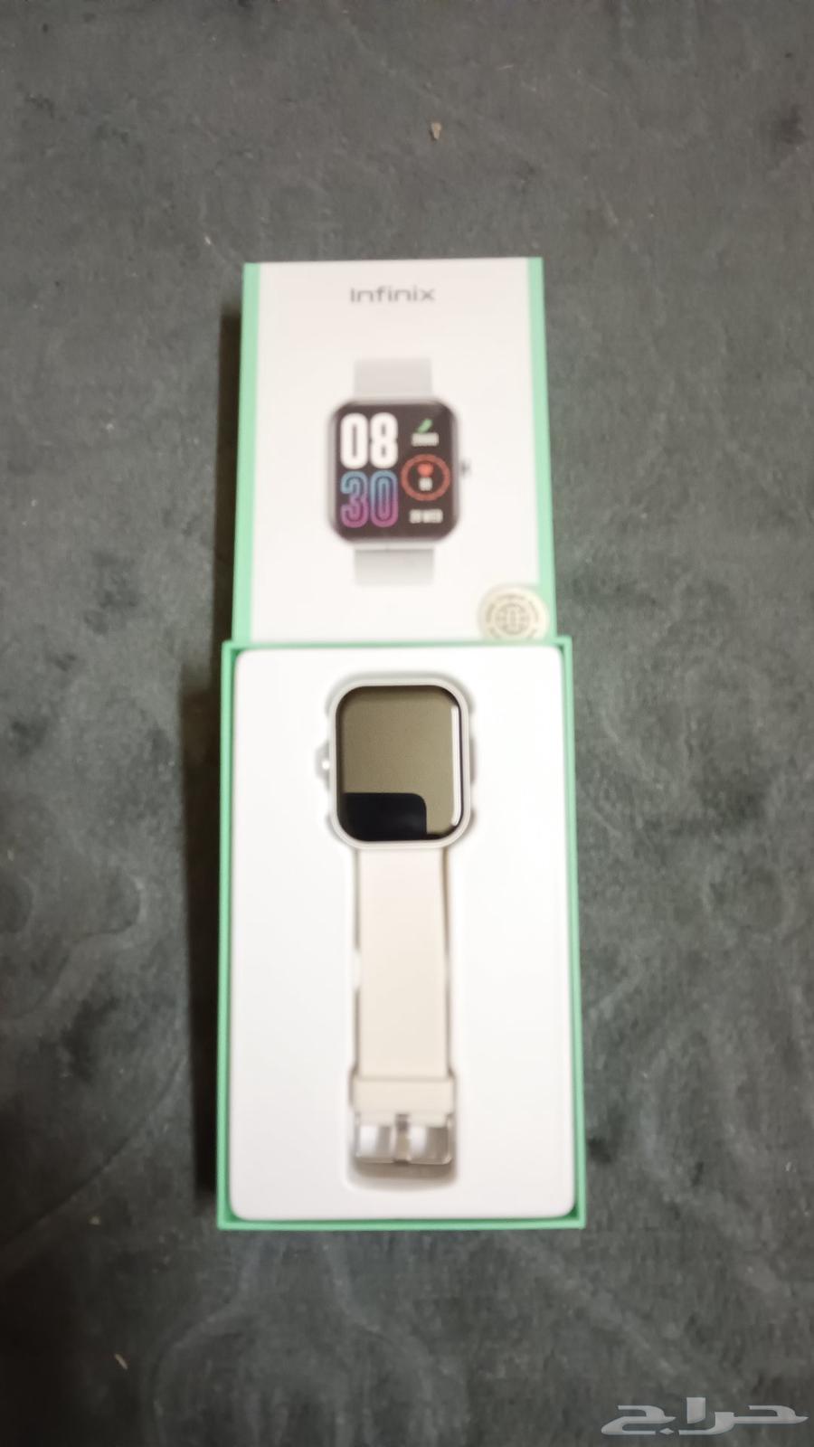 ساعة يد شحن شبيه أبل نضيفه ويوجد سلك الشحن64457610492291110