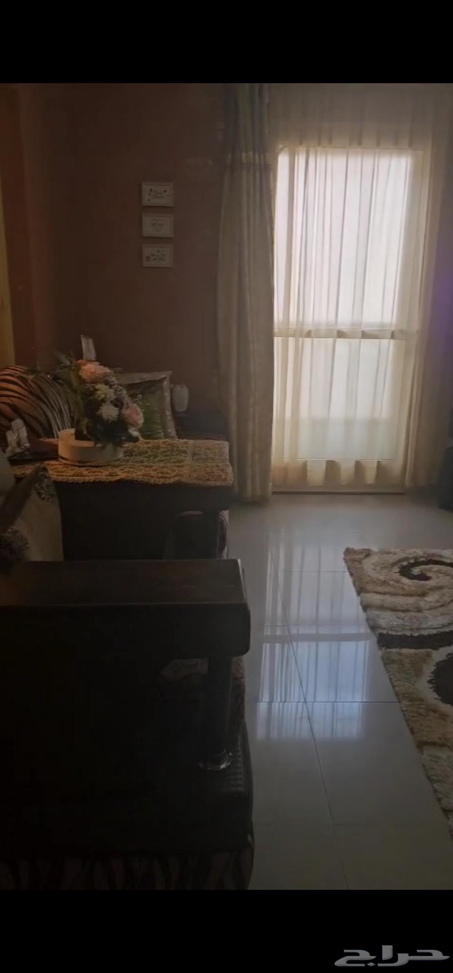 كنب مستعمل بحاله جيده ب 250 ريال64460652834947110