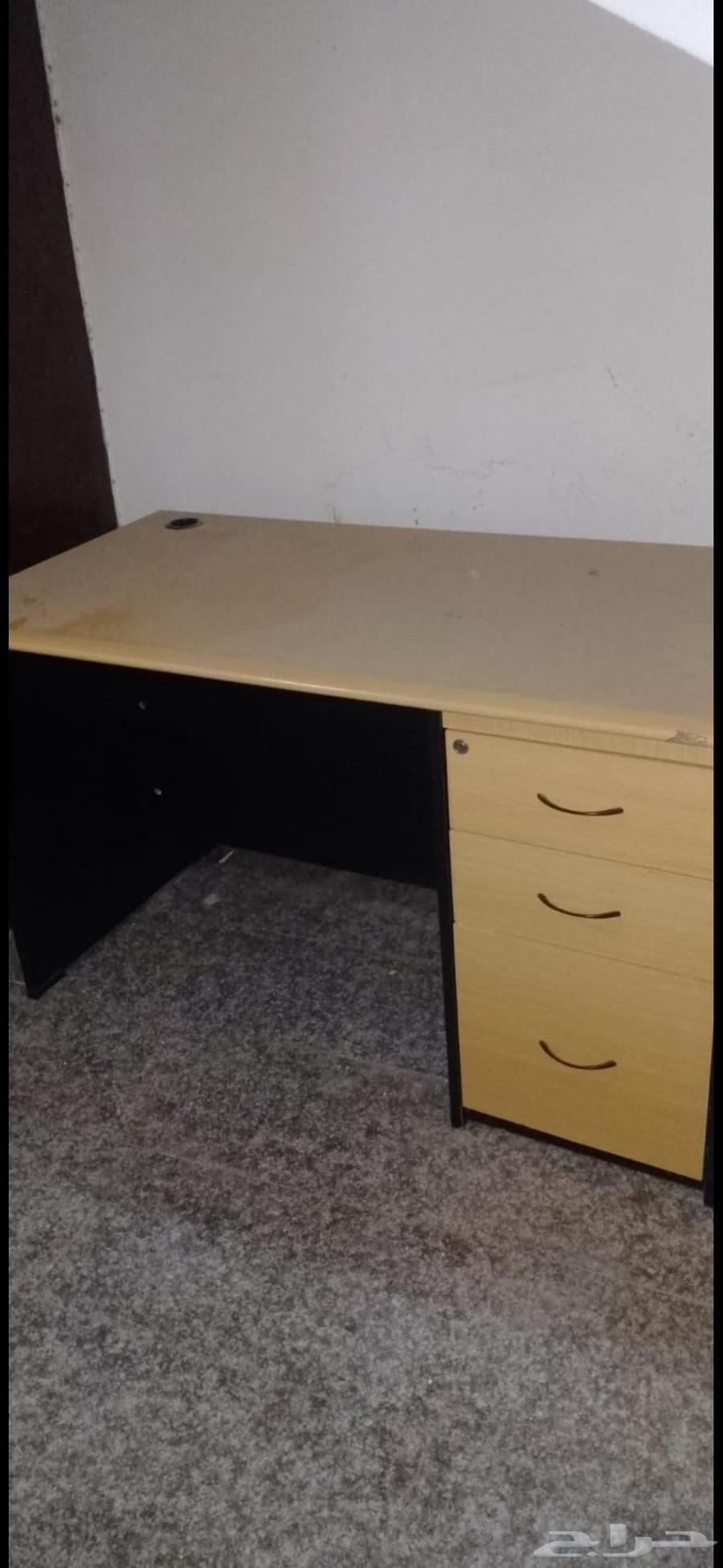 مكتب للبيع64457975614467110