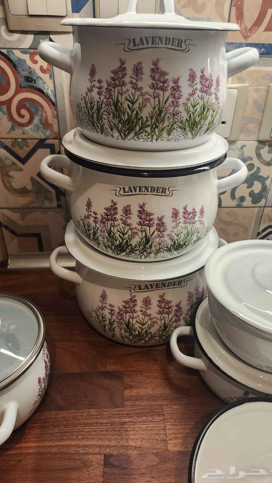 Luxury authentic Ukrainian-made cooking pots. Some new and some used in good condition64463889193474112