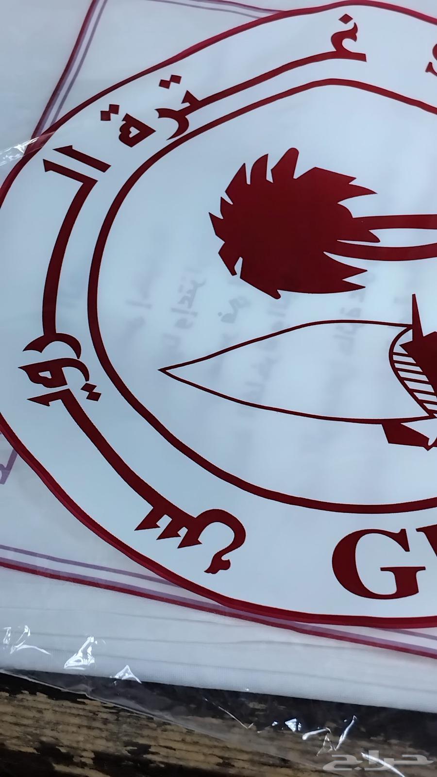 We have the Ruwais Qatari ghutra, known for its shine and matching patterns64462225885954110