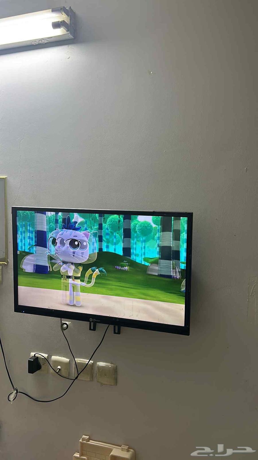 مجلس 4قطع وشاشه ممتازه 32وغرفه نوم وسجاد للبيع64462800805763110