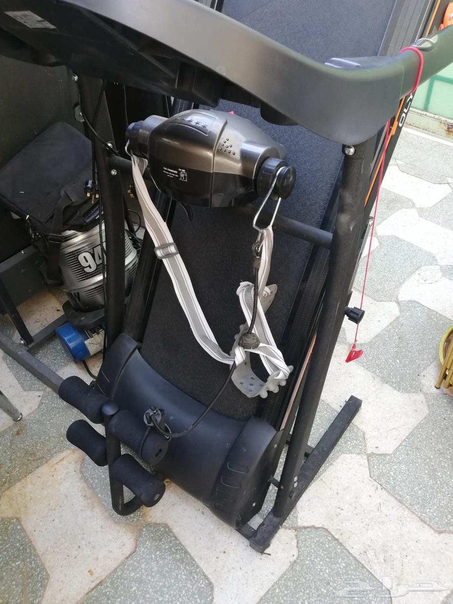 سير رياضي أولمبي مستخدم نظيف جدا64460666319491114