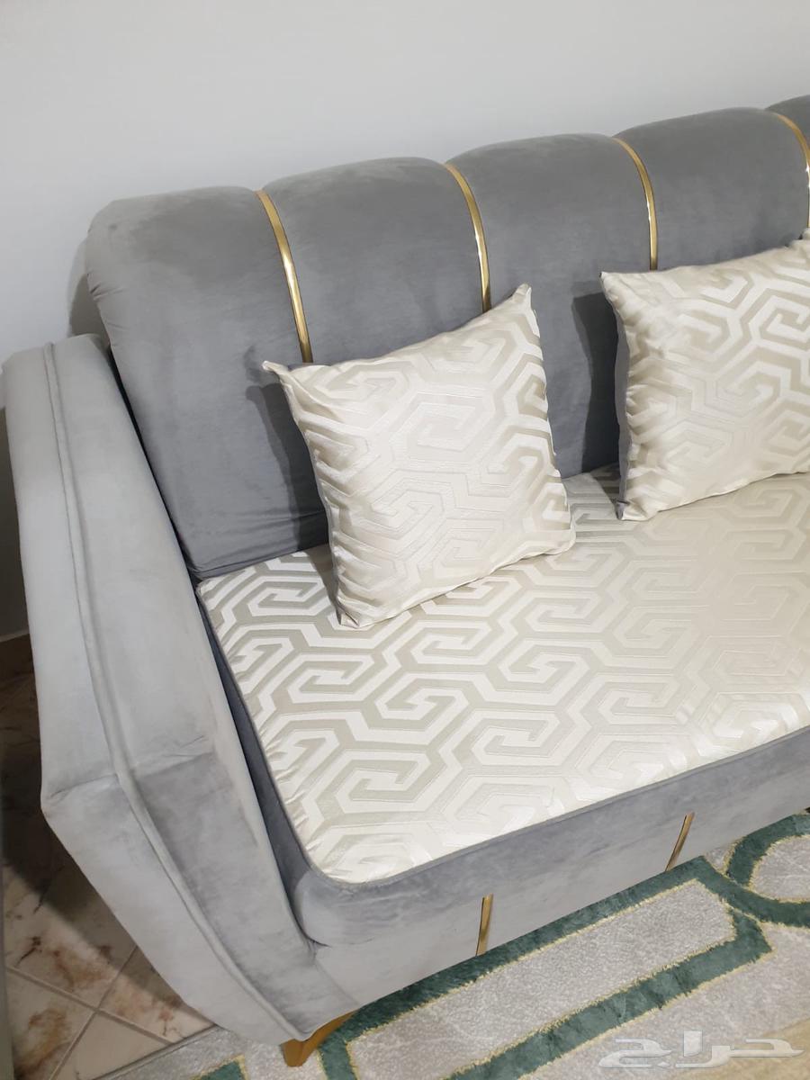 New national sofa, never used64459364652801112