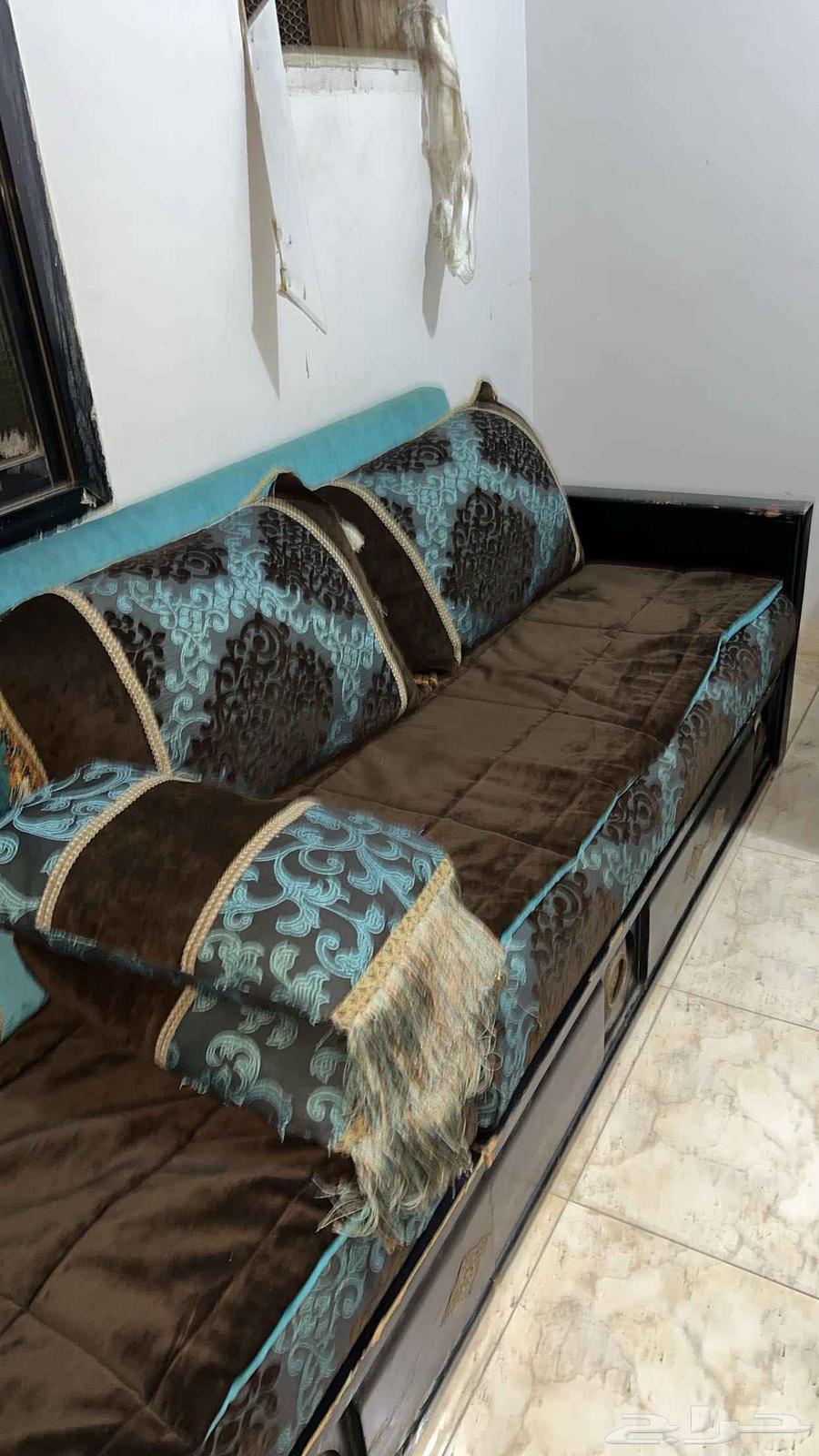 كراسي مستعمل للبيع بي 200 واتس فقط64462513270402113