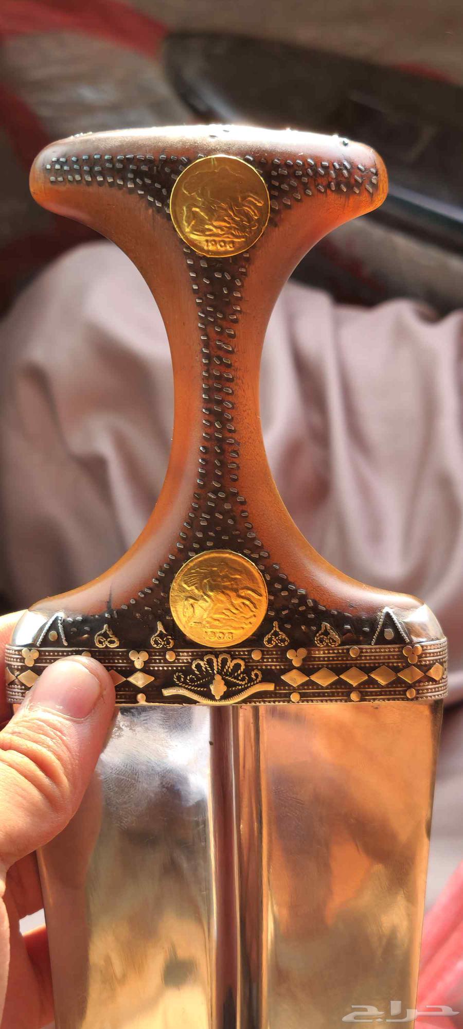 An old, clean Sana'a giraffe dagger64463723804931110