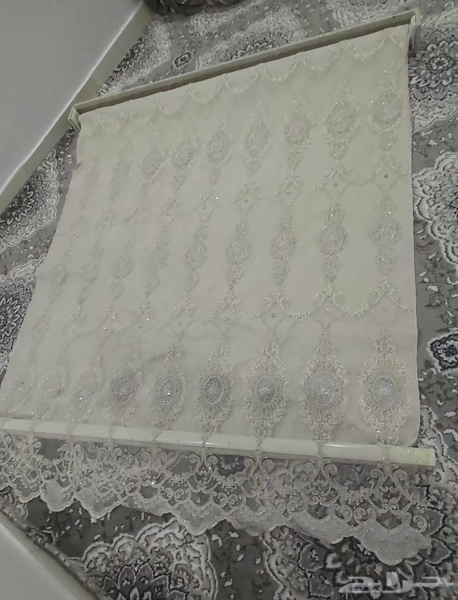 Star for sale for 200 riyals, its color is milky white and gray from the back, all of it64457336840578111