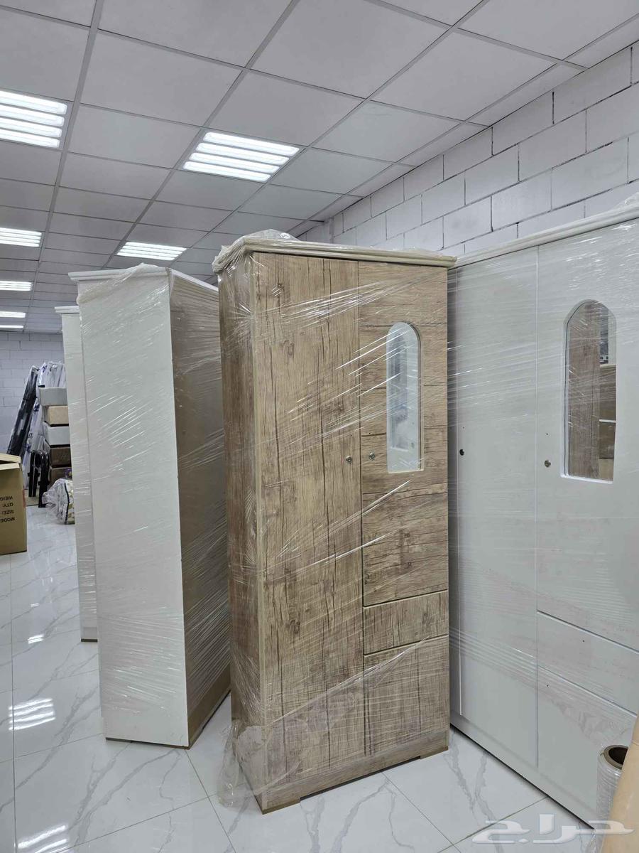 دولاب ملابس بابين خشب موجود الون ابيض و بني جديد64460420963459113