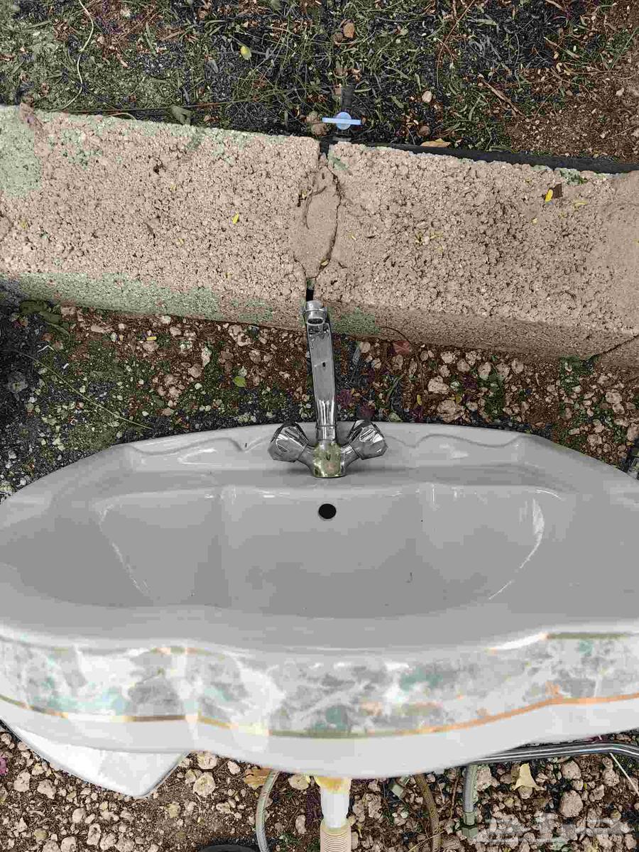 للبيع غسالات يدويه وكراسي فرنجي64457199369602112