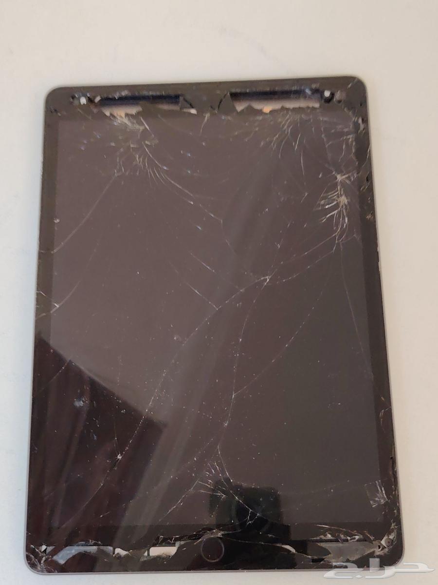 ايباد جيل9 هو بس يبله تغير شاشه كمله و لازم تفرمته بس انت تج64461076929922110