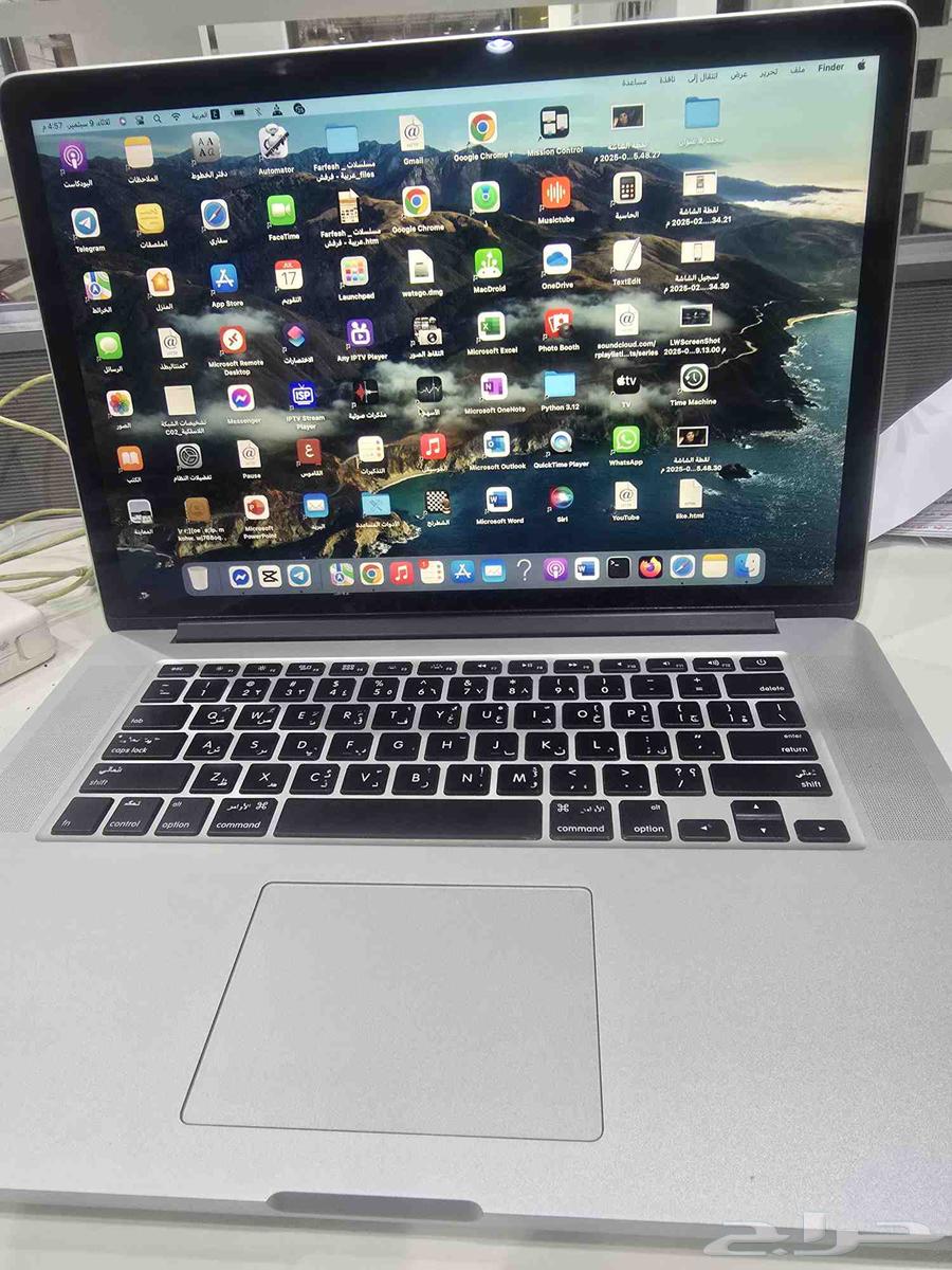ماك بوك برو شاشة 15.6 نظيف جدا جدا وبطارية قوية64462049018626114